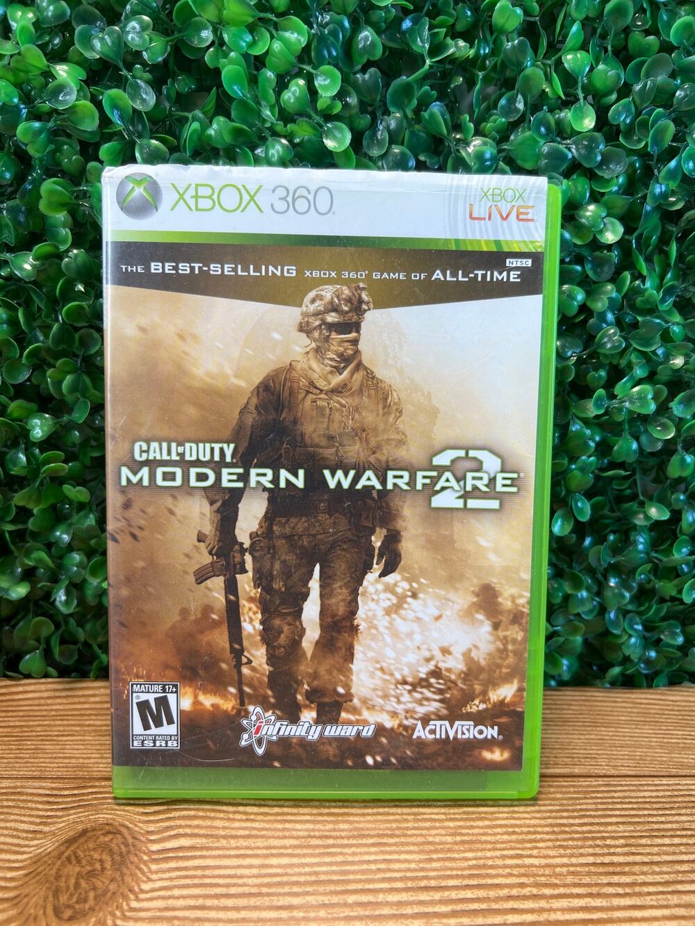 XBOX 360 Call of Duty Modern Warfare Complete with Case and Book